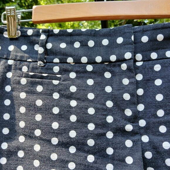 Ann Taylor Loft 'Marisa' Black with White Polka Dots 99% Cotton Shorts Sz 4 - Picture 2 of 9